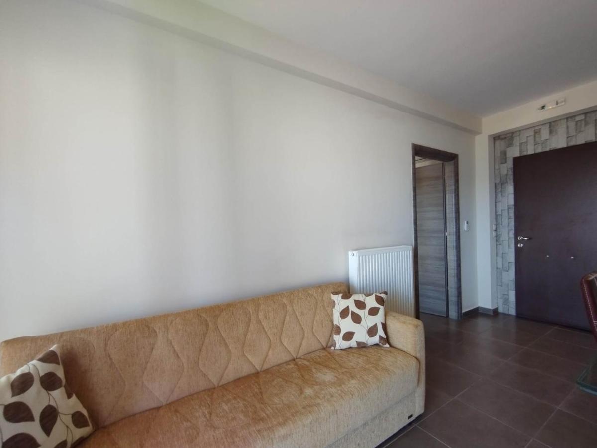 Angelos Apartments Karavomylos Exterior photo